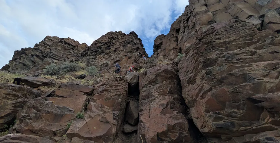 Mountaineers Basic Alpine Climbing - Vantage Rock Session